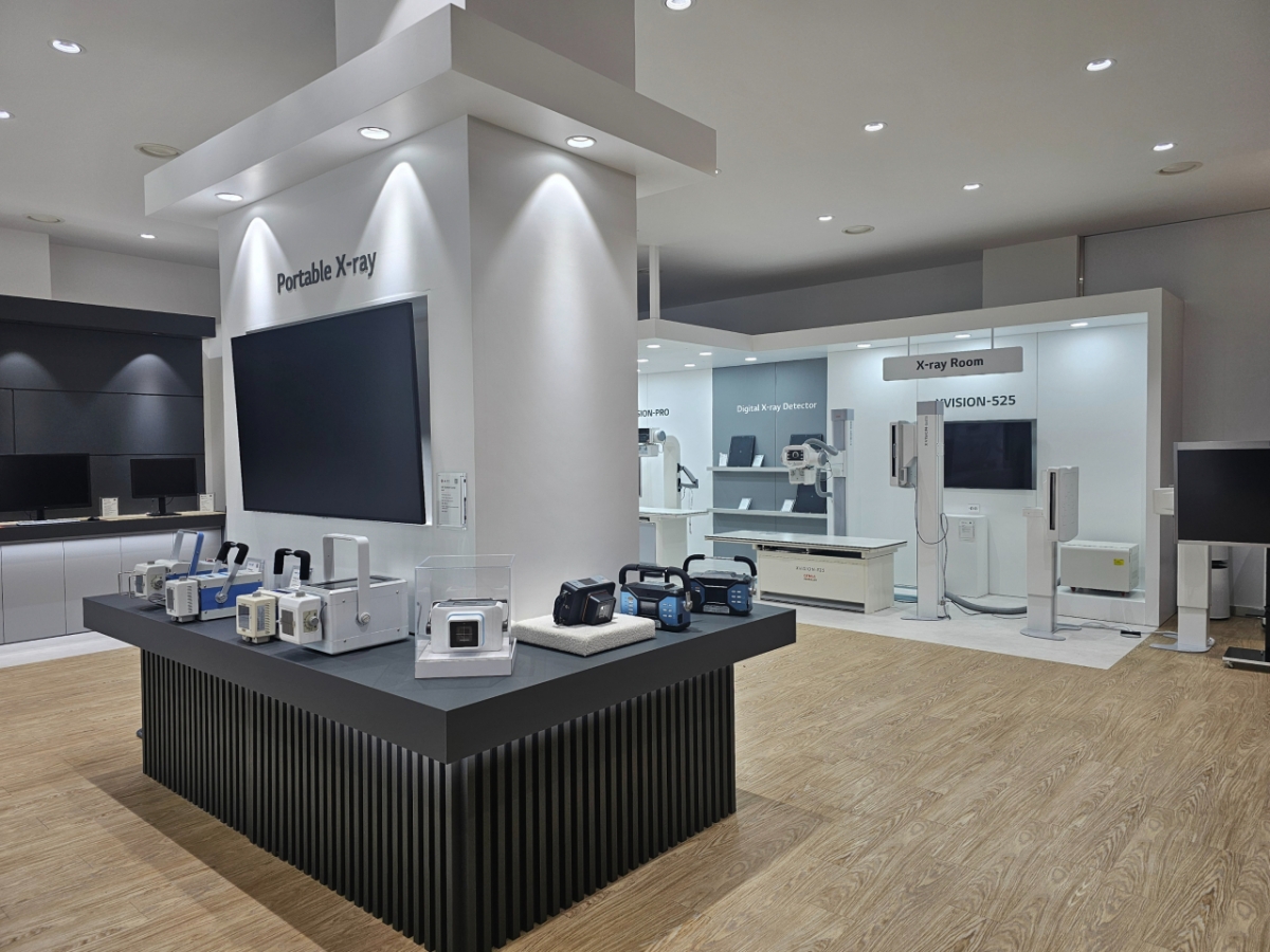 젬스헬스케어에서 만든 엑스레이 제품들 모습/사진=젬스헬스케어