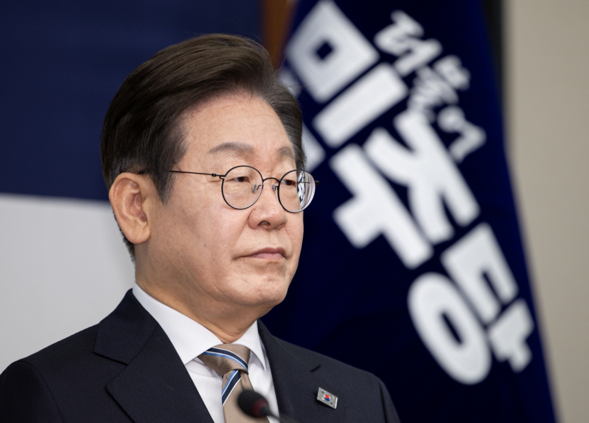 (서울=뉴스1) 이재명 기자 = 이재명 더불어민주당 대선 경선 후보가 16일 서울 여의도 국회에서 열린 공명선거 실천 협약식에 참석해 있다. 2025.4.16/뉴스1  Copyright © 뉴스1. All rights reserved. 무단 전재 및 재배포,  AI학습 이용 금지. /사진=(서울=뉴스1) 이재명 기자