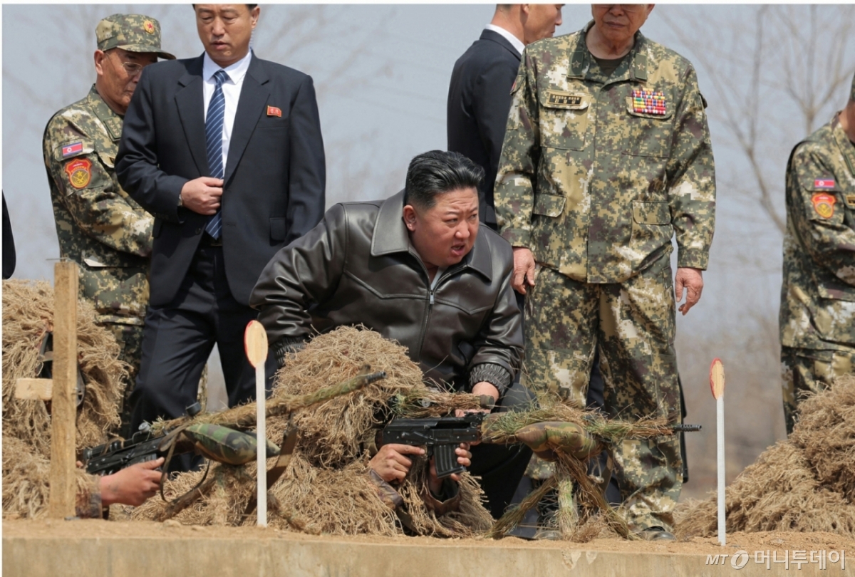 북한 노동당 기관지 노동신문은 지난 5일 "김정은 동지께서 4월4일 조선인민군(북한군) 특수작전부대들의 훈련기지를 방문하시고 종합훈련을 지도했다"라고 보도했다. / 사진=뉴스1
