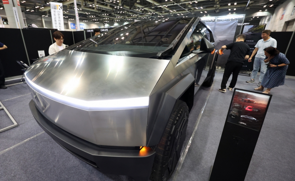 경기 고양시 킨텍스에서 열린 '2024 오토살롱위크'에 테슬라 사이버트럭이 전시돼 있다. 사진은 기사와 직접적인 관계 없음. /사진=뉴스1.