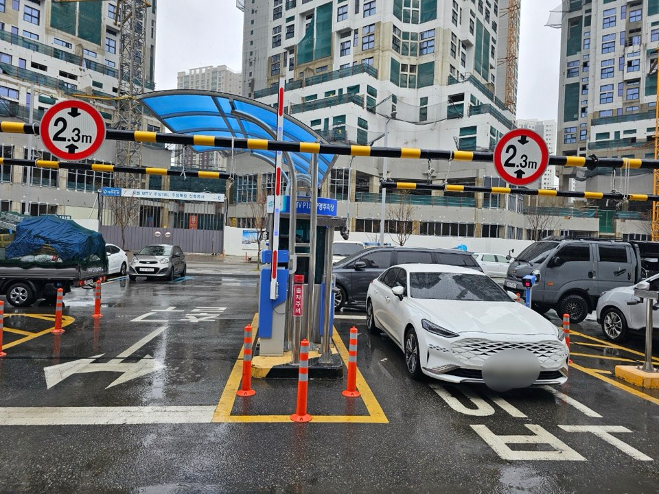 시흥도시공사가 운영하고 있는 MTV P15 주차장 출입구. /사진제공=시흥도시공사