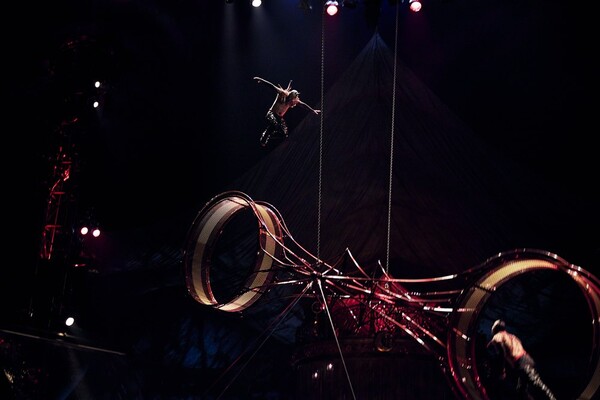 쿠자(KOOZA) 공연 장면 / 사진=(주)마스트 인터내셔널