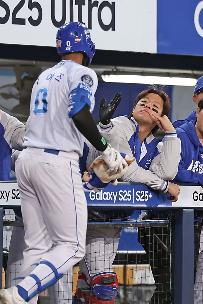 디아즈(왼쪽)와 강민호. /사진=삼성 라이온즈