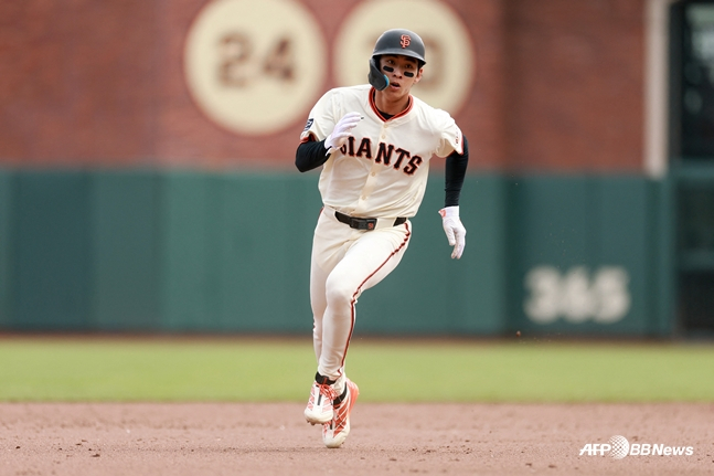 주루하는 이정후. /AFPBBNews=뉴스1