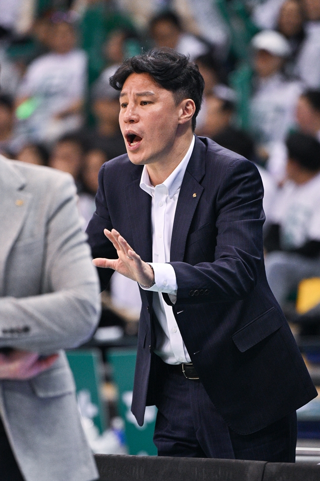 진경석 코치. /사진=WKBL 제공