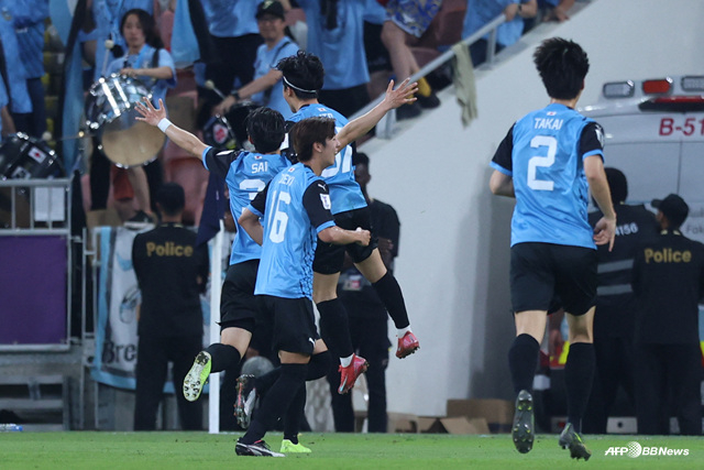 가와사키 선수단의 골 세리머니. /AFPBBNews=뉴스1