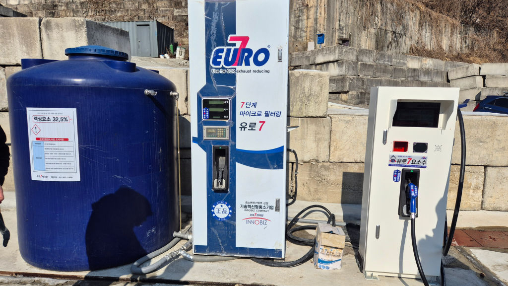 유로7케미칼의 요소수 스마트 디스펜서./사진제공=유로7케미칼