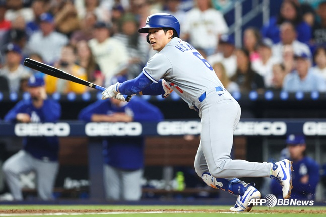 LA 다저스 김혜성이 6일(한국시간) 마이애미전에서 안타를 터트리고 있다. /AFPBBNews=뉴스1
