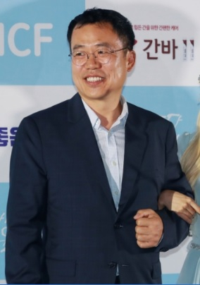 2019년8월 23일 오후 부산 해운대구 영화의 전당 야외극장에서 열린 7회 부산국제코미디페스티벌(BICF)에 참석해 서수길 당시 아프리카TV 대표가 포즈를 취하고 있다.  