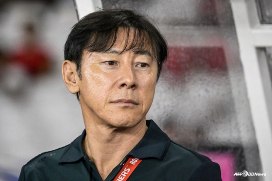 인도네시아 감독 시절의 신태용 현 성남FC 비상근 단장. /AFPBBNews=뉴스1