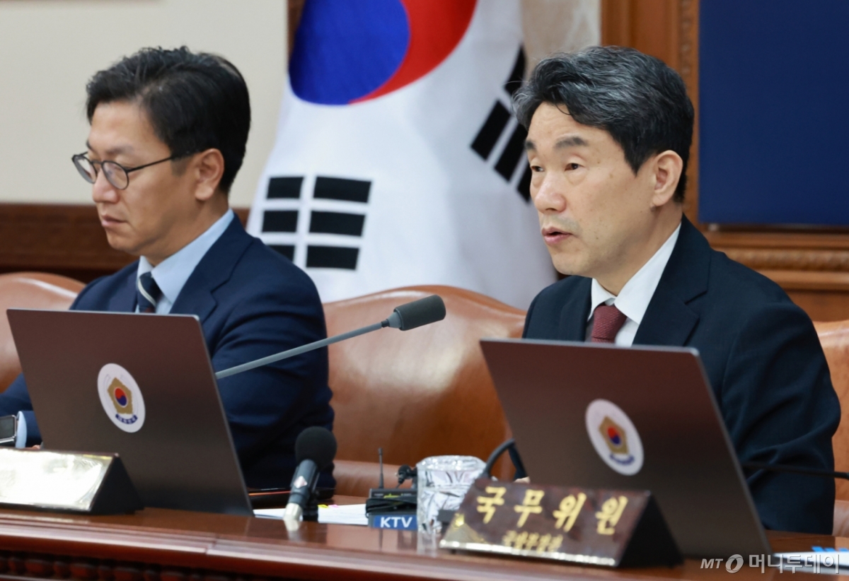 이주호 대통령 권한대행 부총리 겸 교육부 장관이 13일 서울 종로구 정부서울청사에서 열린 국무회의에서 발언하고 있다/사진=대통령실통신사진기자단 /사진=