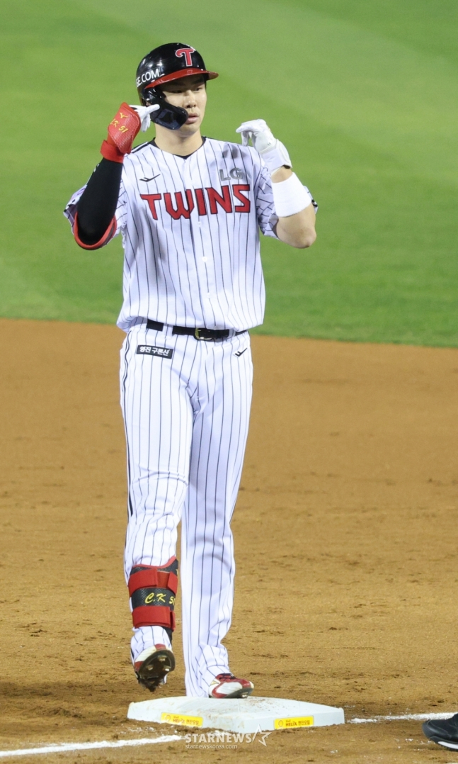 LG 홍창기. /사진=김진경 대기자