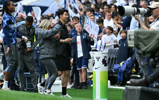 손흥민(가운데). /AFPBBNews=뉴스1