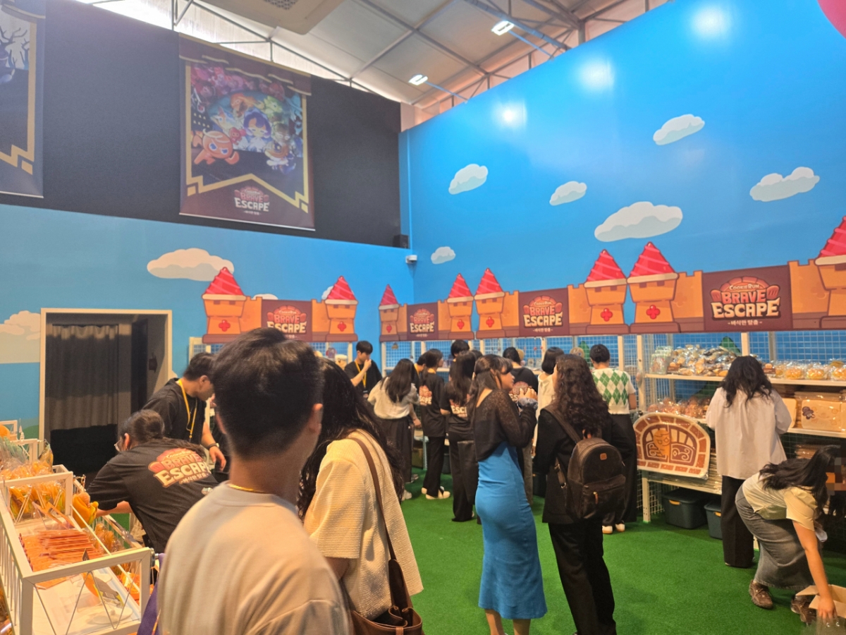 28일 데브시스터즈에 따르면 이날부터 오는 8월28일까지 서울 성수동에서 쿠키런 세계관을 테마로 한 방탈출 체험형 전시 '쿠키런: 브레이브 이스케이프 – 바삭한 탈출'(이하 쿠키런 방탈출)이 열린다./사진=이찬종 기자