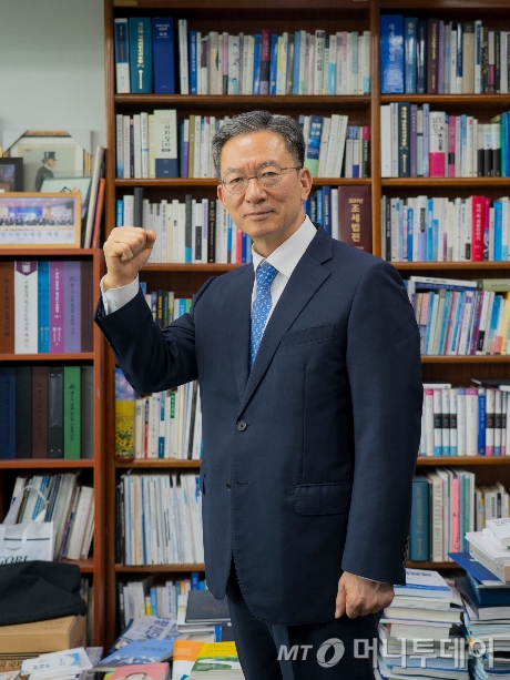 정성호 더불어민주당 의원 인터뷰. / 사진=머니투데이 박상곤 기자