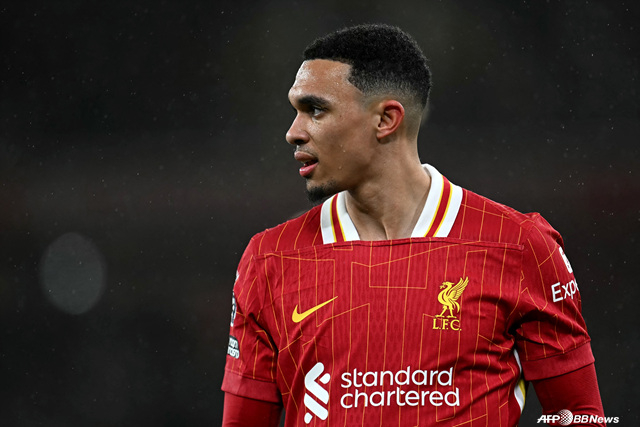 경기에 집중하는 트렌트 알렉산더 아놀드. /AFPBBNews=뉴스1