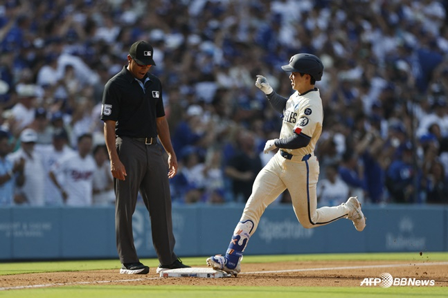 김혜성이 그라운드를 돌고 있다. /AFPBBNews=뉴스1