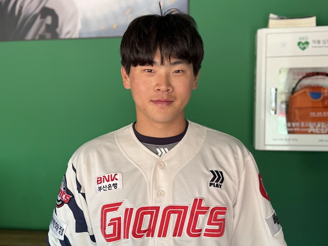롯데 박찬형이 스타뉴스와 인터뷰를 하고 있다. /사진=양정웅 기자