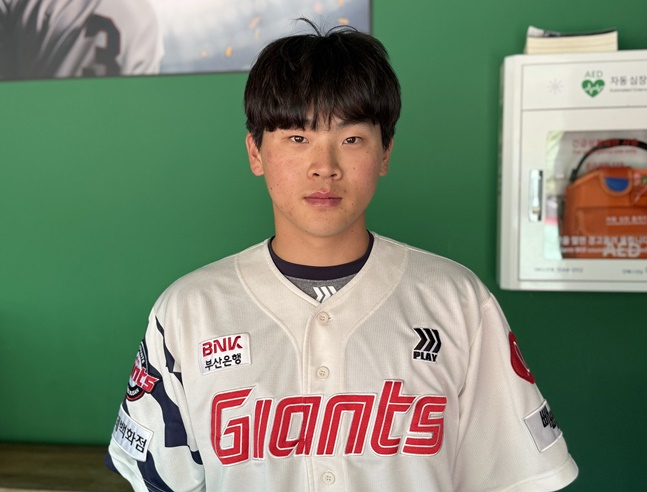 롯데 박찬형이 스타뉴스와 인터뷰를 하고 있다. /사진=양정웅 기자