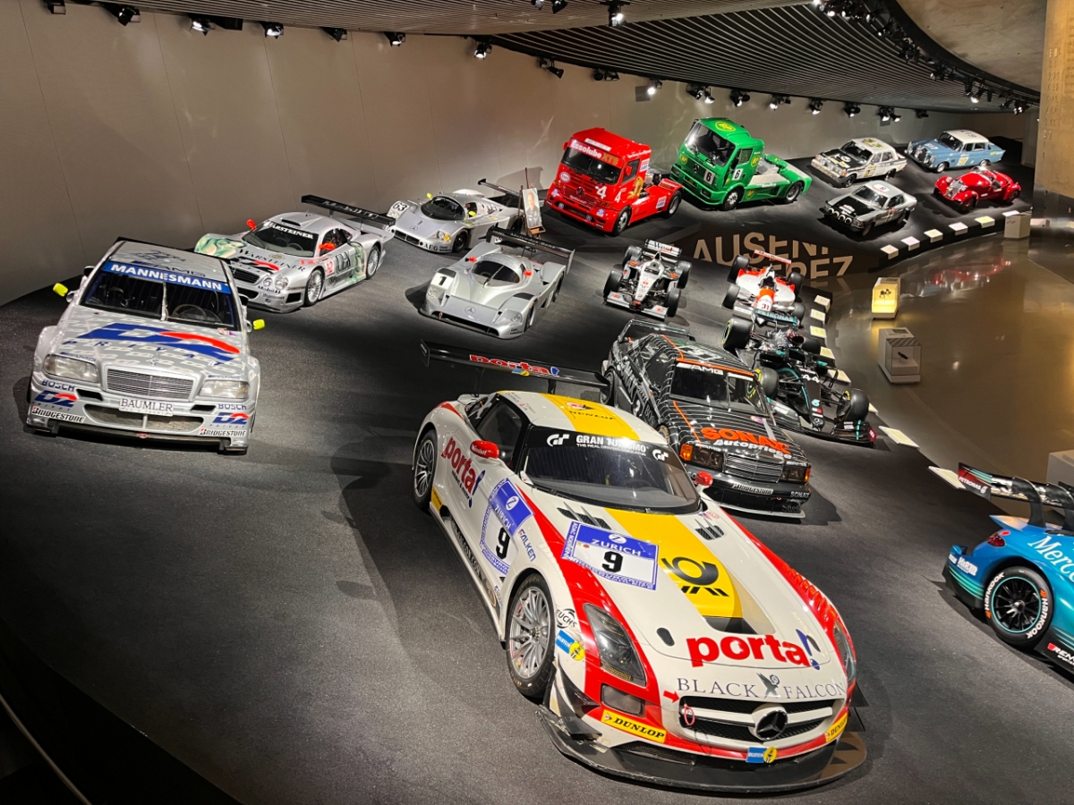 벤츠 박물관의 마지막을 장식한 레이싱카들/사진= 임찬영 기자
