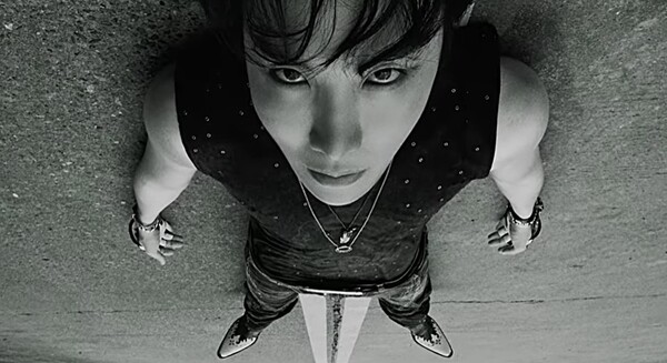 제이홉 'Killin' It Girl' 뮤직비디오 스틸 / 사진=빅히트 뮤직