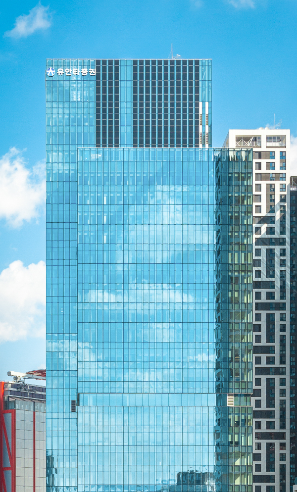 유안타증권 MEGA센터잠실지점이 오는 24일 오후 4시 서울 송파구 송파대로에 위치한 월드타워빌딩 지점에서 서울지역 법인 재무/외환 담당자 및 개인투자자들을 대상으로 투자설명회를 개최한다. /사진제공=유안타증권