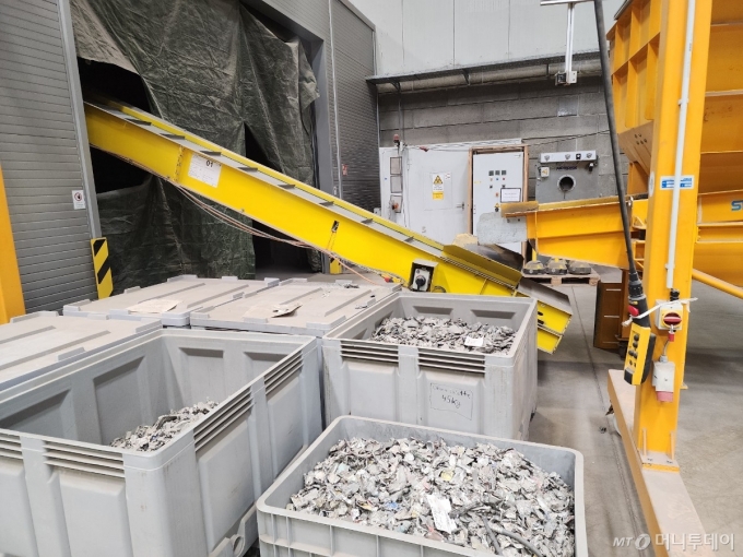 독일 풀하임의 선별(sorting) 기업 슈타이네르트에서 플라스틱 등이 선별되고 있다 /사진=김지현 기자