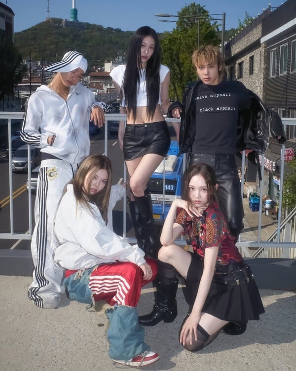 사진제공=더블랙레이블