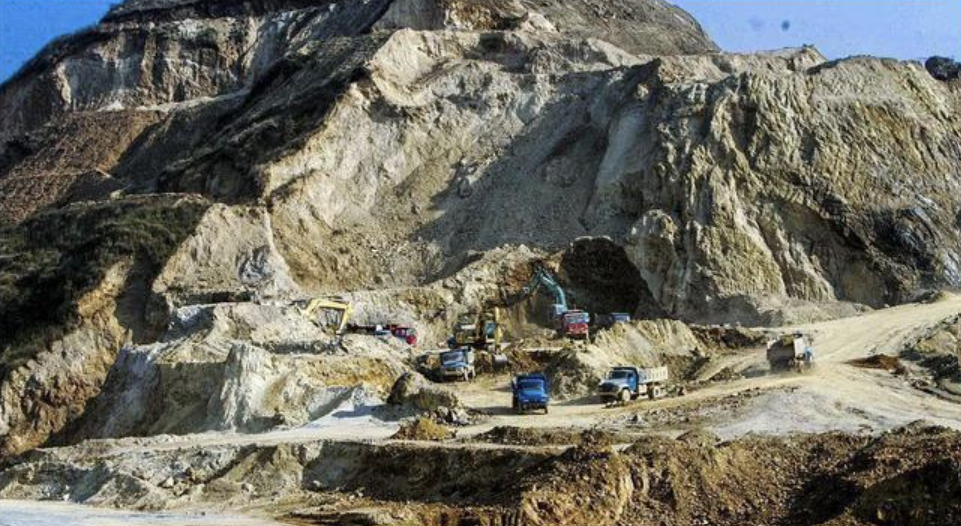 중국 소재 한 희토류 광산 전경. /사진=바이두 갈무리