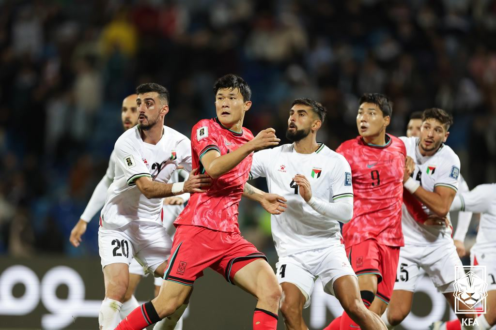대한민국 축구대표팀 수비수 김민재(왼쪽 세 번째). /사진=대한축구협회 제공