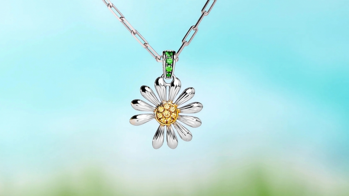 가수 지드래곤이 자신의 브랜드 피스마이너스원과 주얼리 브랜드 제이콥앤코가 콜라보레이션해 제작한 목걸이를 댄서들에게 선물했다. /사진=제이콥앤코 홈페이지