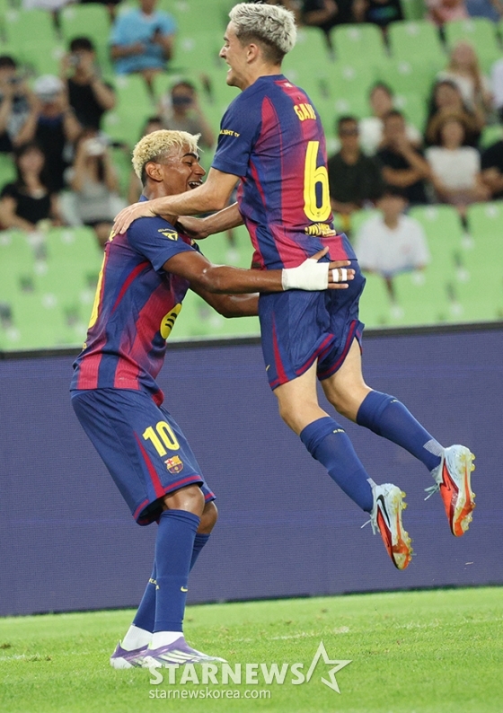 라민 야말(왼쪽)과 가비. /사진=김진경 대기자