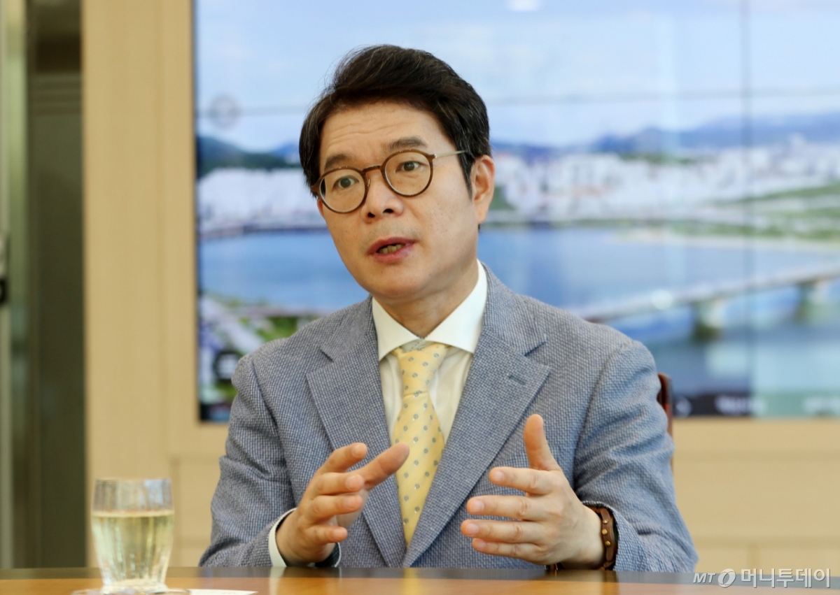 정원오 성동구청장 인터뷰 /사진=김휘선 기자 hwijpg@