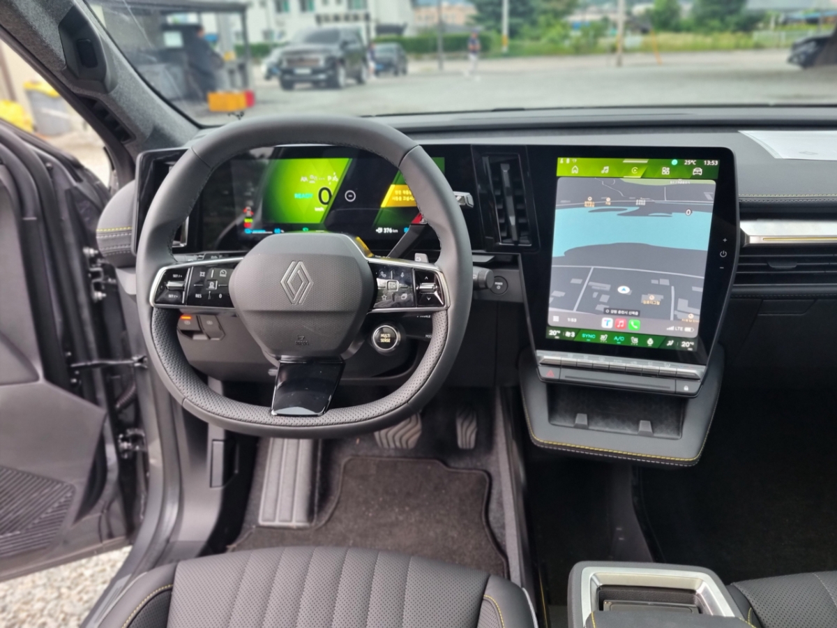 르노 세닉 E-Tech 100% 일렉트릭. /사진=강주헌 기자