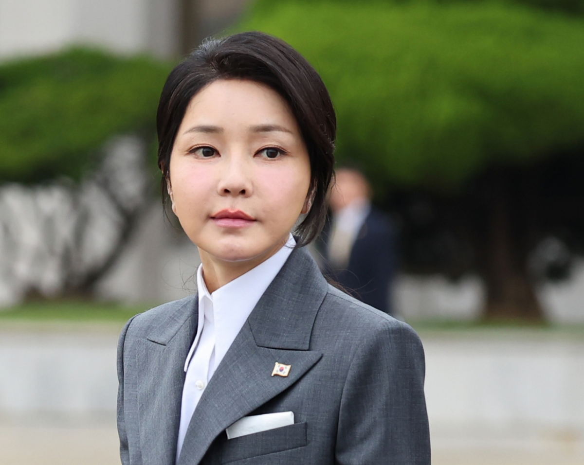 코스피 약보합…김건희 관련 압수수색 서희건설 8% 급락 - 머니투데이