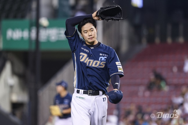 NC 김영규가 14일 잠실 두산전에서 마운드를 내려가고 있다. /사진=NC 다이노스 제공