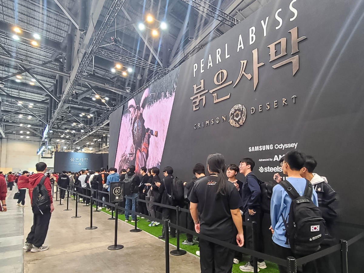 (부산=뉴스1) 김민석 기자 = 국내 최대 게임전시회인 '지스타(G-STAR) 2024'가 개막한 14일 부산 해운대구 벡스코에서 관람객들이 펄어비스의 신작 '붉은사막' 부스 앞에 줄지어 서 있다.   지스타 2024는 17일까지 열리며 3359개의 부스, 44개국 1375개 국내외 대형 게임사들이 참가한다. 2024.11.14/뉴스1  Copyright © 뉴스1. All rights reserved. 무단 전재 및 재배포,  AI학습 이용 금지. /사진=(부산=뉴스1) 김민석 기자