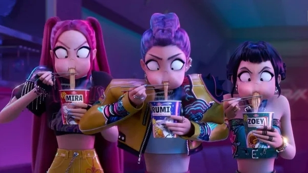 넷플릭스 '케이팝 데몬 헌터스' 속 그룹 헌트릭스가 컵라면을 먹는 모습./사진=넷플릭스