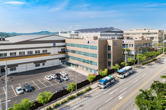 엠플러스 사옥 전경 /사진제공=엠플러스