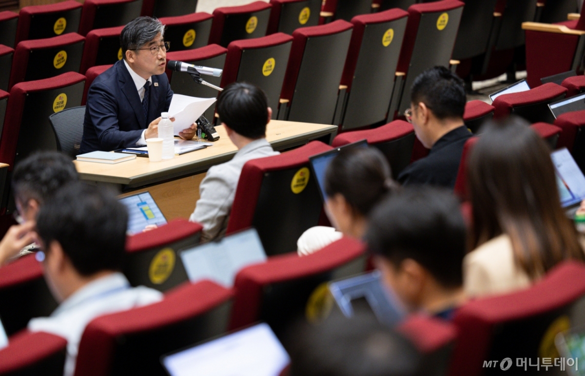 (서울=뉴스1) 이재명 기자 = 류덕현 대통령실 재정기획보좌관이 4일 서울 용산 대통령실에서 열린 기자간담회에서 발언을 하고 있다. 2025.9.4/뉴스1  Copyright © 뉴스1. All rights reserved. 무단 전재 및 재배포,  AI학습 이용 금지. /사진=(서울=뉴스1) 이재명 기자