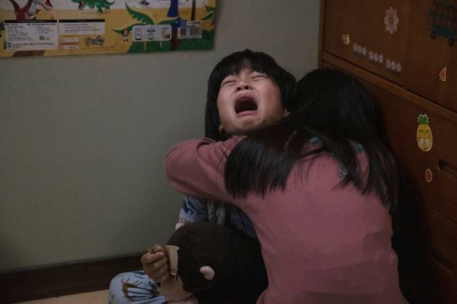 칠곡 계모 아동학대 사망사건을 다룬 영화 '어린 의뢰인' 스틸컷 /사진=영화 '어린 의뢰인' 