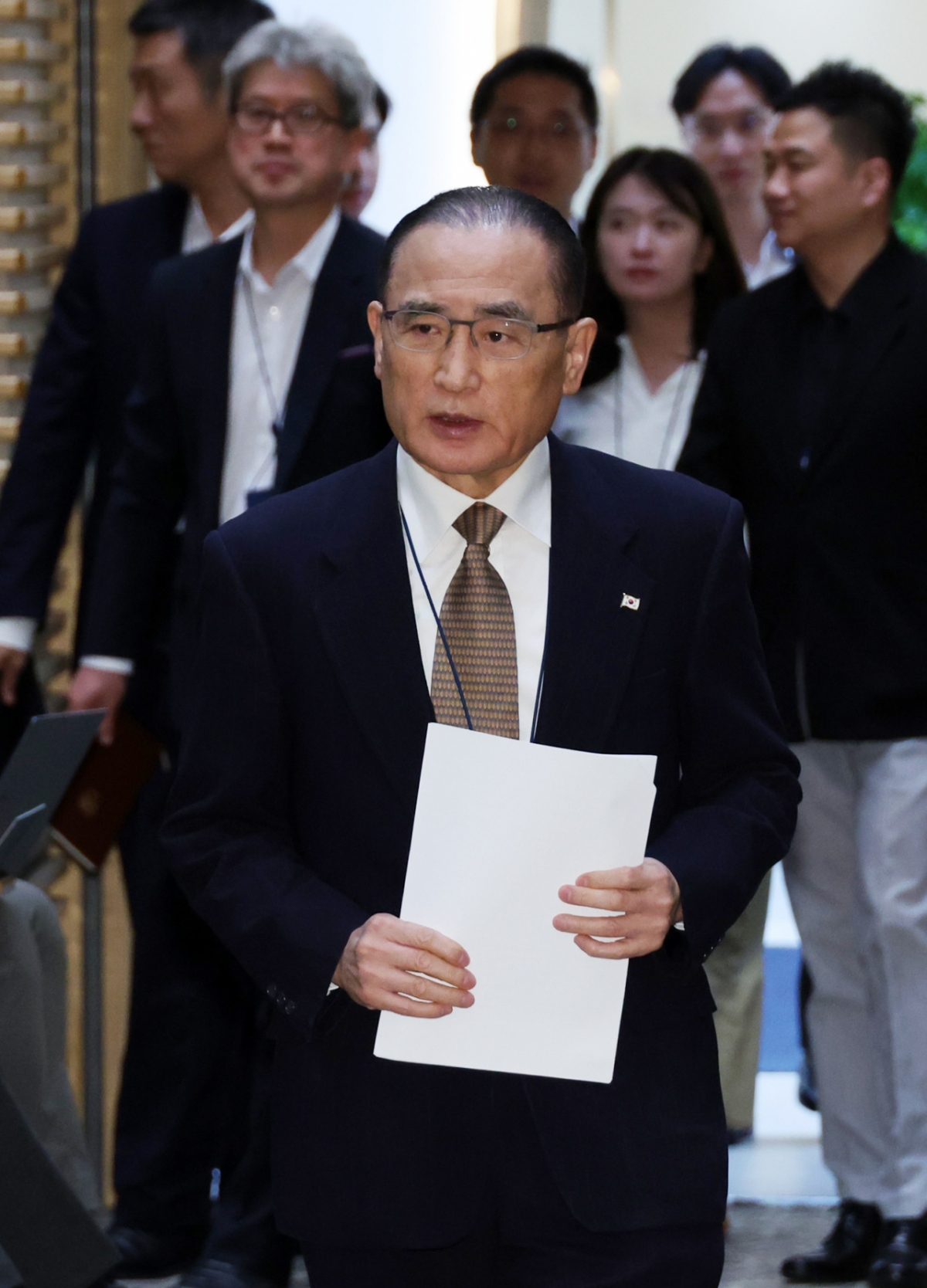 위성락 국가안보실장이 12일 서울 용산 대통령실 청사에서 외교 현안 관련 기자간담회를 하기 위해 입장하고 있다. (대통령실통신사진기자단) /사진=뉴시스