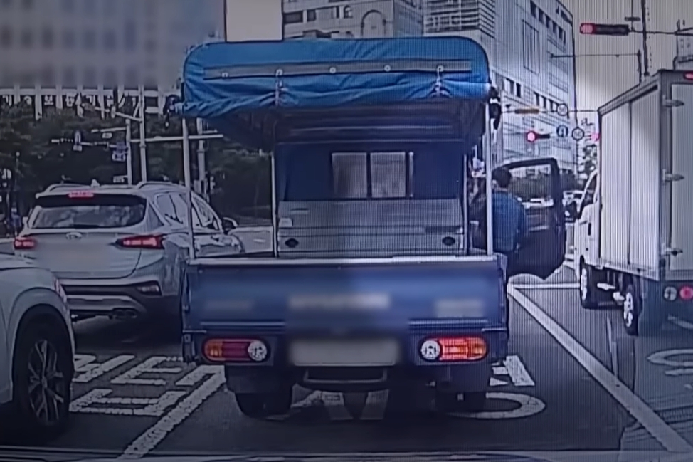 28년차 경찰의 촉이 4억원이 넘는 벌금을 내지 않고 있었던 운전자를 검거했다./사진=울산경찰청