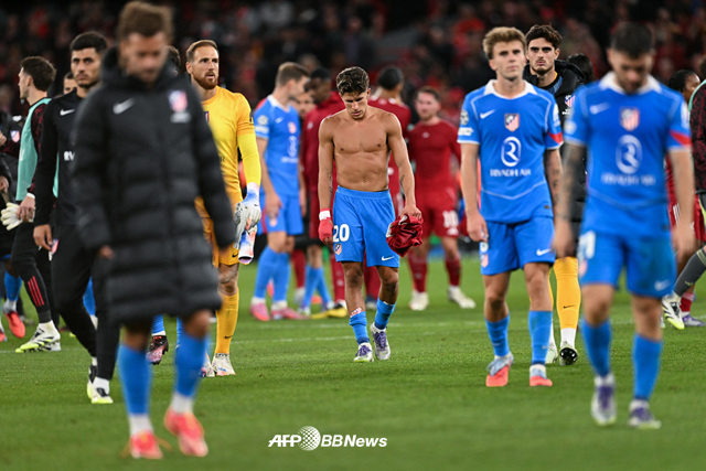 아쉬워하는 아틀레티코 마드리드 선수들. /AFPBBNews=뉴스1