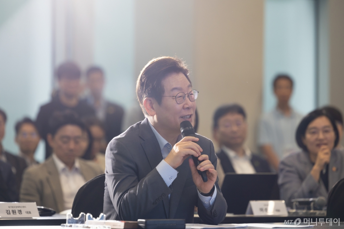 (서울=뉴스1) 허경 기자 = 이재명 대통령이 17일 경기도 성남시 스타트업 스퀘어에서 열린 청년 스타트업 상상콘서트에서 발언하고 있다. (대통령실 제공. 재판매 및 DB 금지) 2025.9.17/뉴스1 Copyright © 뉴스1. All rights reserved. 무단 전재 및 재배포, AI학습 이용 금지. /사진=(서울=뉴스1) 허경 기자