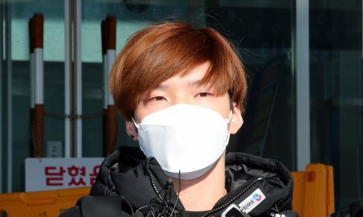 조씨가 2022년 1월 21일 대전지검 천안지청으로 송치되기 위해 천안동남경찰서를 나서며 취재진 질문을 받던 모습./사진=뉴스1 