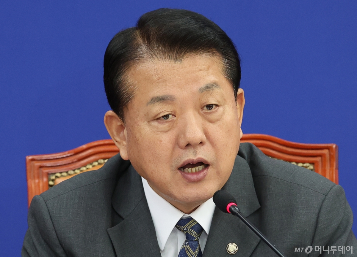 김병주 더불어민주당 방위산업특별위원장이 10일 오전 서울 여의도 국회에서 열린 특위 출범식에서 발언하고 있다. /사진=뉴시스