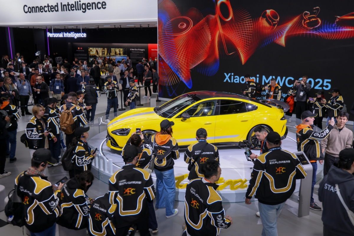  MWC 25 샤오미 전시장에  SU7 울트라 차량이 전시됐다. / 사진제공=샤오미