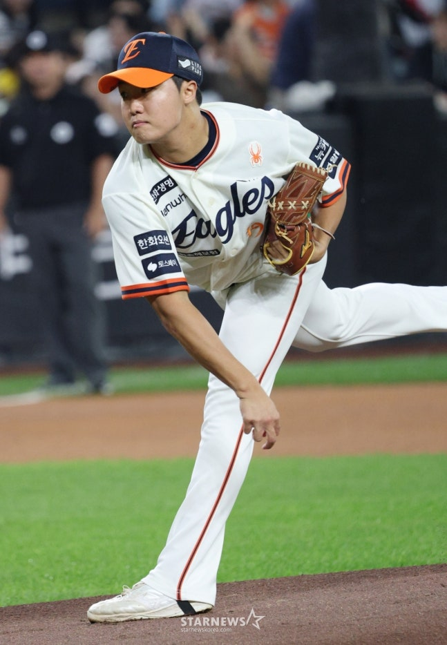 2025 신한 SOL Bank KBO리그 한화 이글스 대 LG 트윈스 경기가 29일 대전한화생명 볼파크에서 열렸다. 한화 선발 정우주가 역투하고 있다. /사진=김진경 대기자