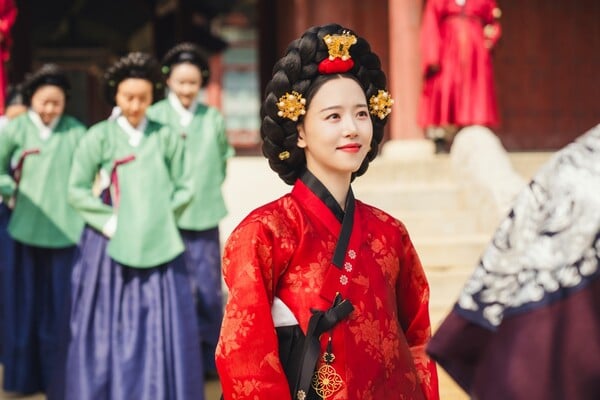 tvN 토일드라마 '폭군의 셰프'의 강목주 역 강한나./사진=tvN